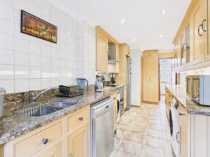 Kitchen- click for photo gallery